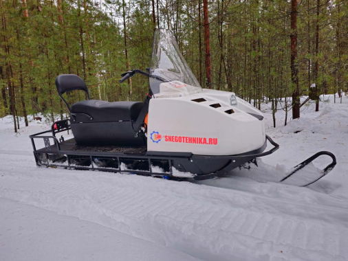 Cнегоход 4Т с двигателем Loncin длинный